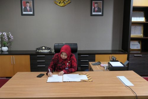 BKKBN Jatim Tanda Tangani MoU Bersama UBAYA Dukung Percepatan Penurunan Stunting Melalui Matching Fund