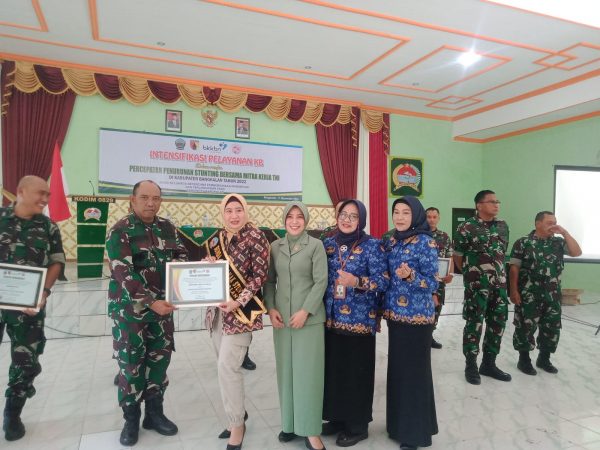 percepat-penurunan-stunting-bkkbn-jatim-gelar-sosialisasi-pelayanan-kb