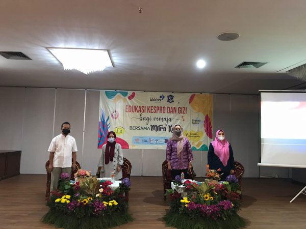 sinergi-bkkbn-jatim-dan-komisi-ix-dpr-ri-edukasi-kaespro-dan-gizi-remaja-serta-kb-di-surabaya