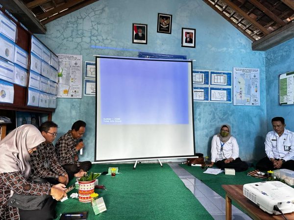 realisasi-program-banggakencana-bkkbn-dan-kemendes-pdtt-giat-berdayakan-masyarakat-di-kampung-kb