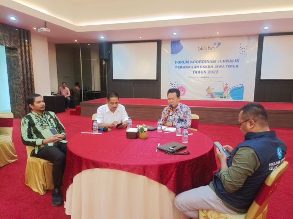 bkkbn-jatim-gelar-forum-koordinasi-jurnalis-rembuk-stunting-bersama-media