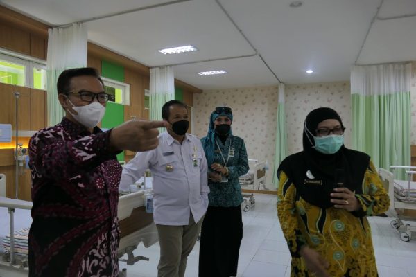 kepala-bkkbn-ri-pelayanan-kb-rumah-sakit-upaya-turunkan-angka-kematian-ibu-dan-bayi