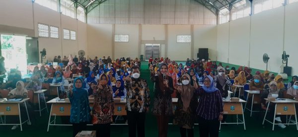 sinergi-bkkbn-jatim-dan-dp3akb-sidoarjo-dalam-promosi-dan-kie-pengasuhan-balita