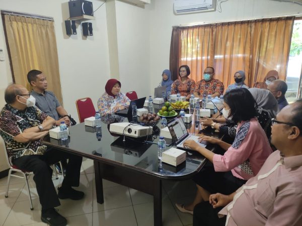 BKKBN DIY dan Kelompok Kerja KB-KR Dampingi dr. Ari Widiastuti dalam Audiensi Mekanisme Pelaksanaan Pre Service Training Pelayanan Kontrasepsi