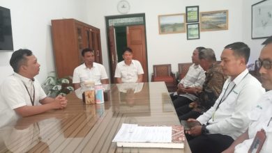 kph-lawu-ds-beri-bantuan-program-tjsl-non-pumk-hargo-mulyo-di-ponorogo