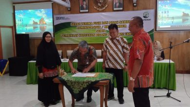 serah-terima-fisik-dan-pisah-sambut-lakukan-penandatanganan-berita-acara-serah-terima-fisik