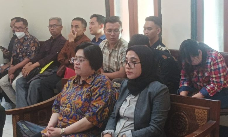 pendeta-novi-dihadirkan-sebagai-saksi-fakta-tapi-sering-beropini