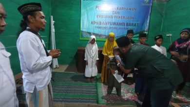 perhutani-banyuwangi-barat-lakukan-pembinaan-karyawan-dan-santunan-pada-anak-yatim