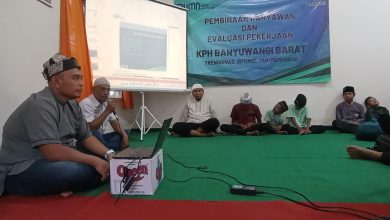 tingkatkan-kepedulian-masyarakat-kph-banyuwangi-barat-gelar-santunan-anak-yatim