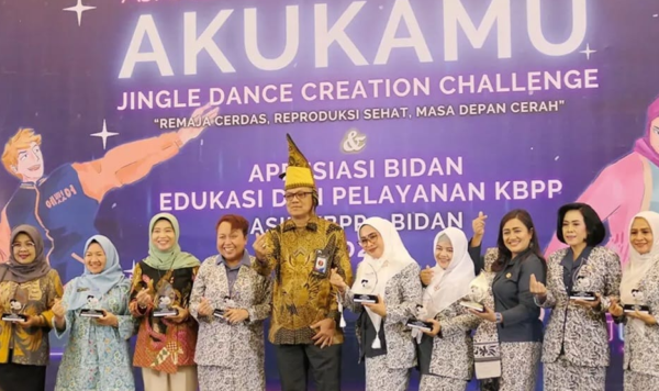 provinsi-jatim-berhasil-bawa-pulang-juara-2-star-bidan-terbaik-di-ajang-apresiasi-pelayanan-kb-pasca-persalinan