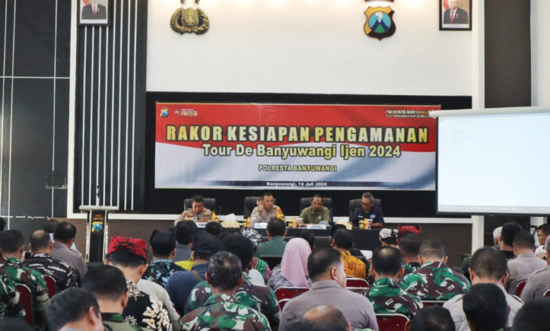 perhutani-banyuwangi-barat-hadiri-undangan-kapolresta-banyuwangi-dalam-rakor-pengamanan-tour-de-ijen-banyuwangi-2024