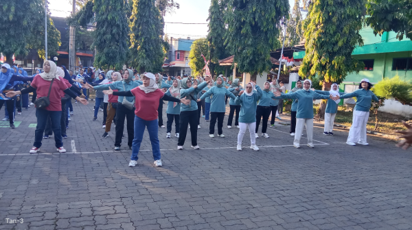 perhutani-probolinggo-bersama-mahasiswa-universitas-jambi-gelar-rangkaian-perlombaan