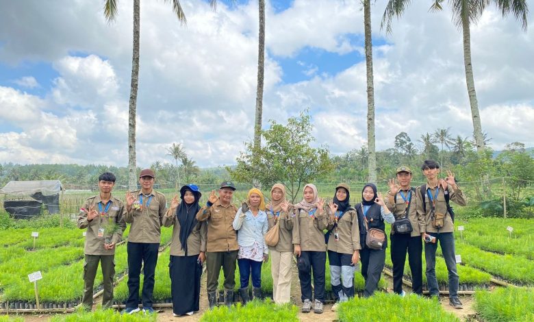 perhutani-banyuwangi-barat-lakukan-bimbingan-ilmu-kehutanan-pada-mahasiswa-magang