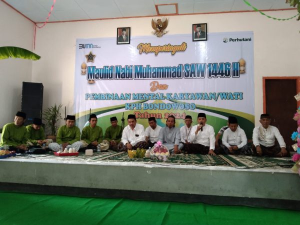 Perhutani KPH Bondowoso Gelar Maulid Nabi Pembinaan Karyawan dan Santuni Anak Yatim Piatu