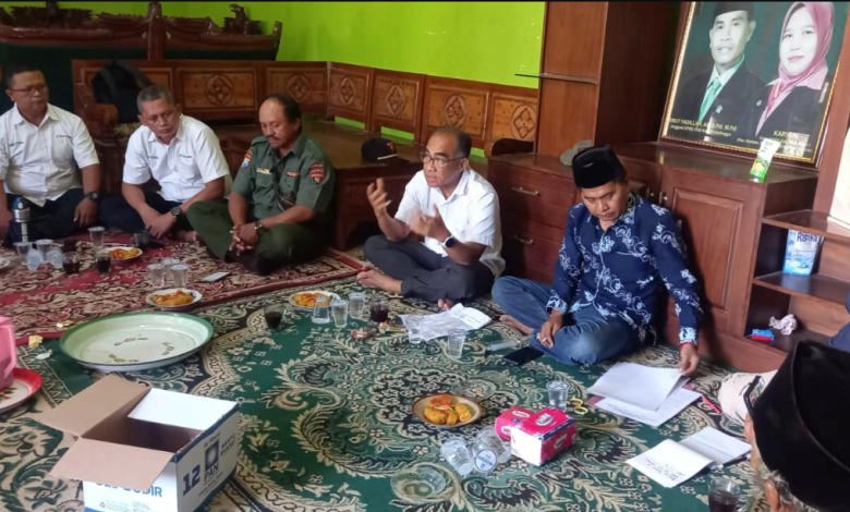 perhutani-probolinggo-gelar-sosialisasi-tentang-program-kkpp-pada-lmdh-jatisari-makmur