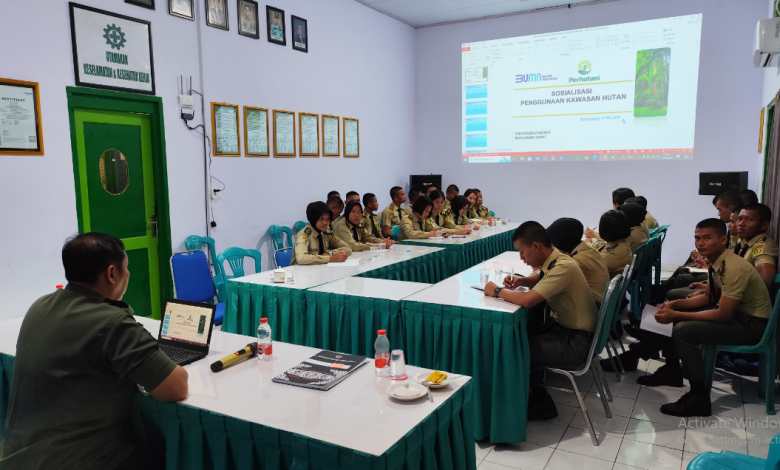 perhutani-banyuwangi-barat-beri-materi-kehutanan-pada-siswa-smk-kehutanan-negeri-samarinda