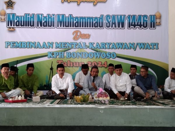 Perhutani KPH Bondowoso Gelar Maulid Nabi Pembinaan Karyawan dan Santuni Anak Yatim Piatu