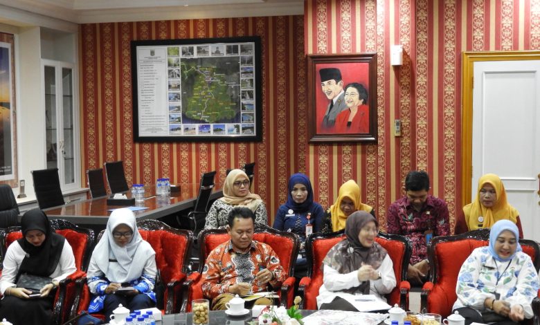 audiensi-bkkbn-jatim-ke-kabupaten-malang-bahas-persiapan-ambassador-goes-to-kampung-kb-tahun-2025