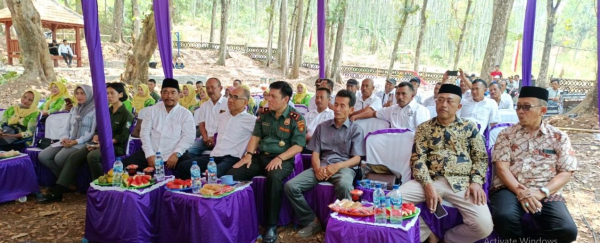 pimpinan-perhutani-probolinggo-gelar-pertemuan-khusus-untuk-beri-dukungan-pada-tenaga-lapangan