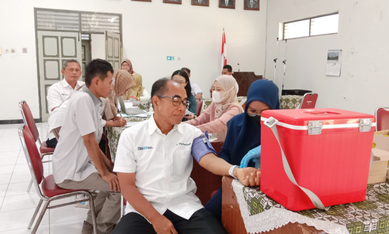 perhutani-dan-pt-biofarma-kerjasama-gelar-vaksin-influenza-di-probolinggo