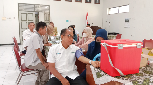 perhutani-dan-pt-biofarma-kerjasama-gelar-vaksin-influenza-di-probolinggo