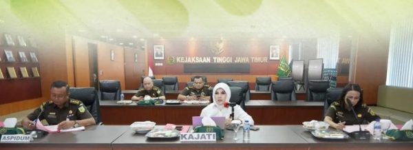 kajati-jatim-mia-amiati-pimpin-ekspose-mandiri-7-perkara-pidum