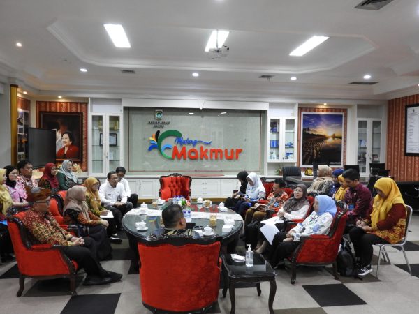 audiensi-bkkbn-jatim-ke-kabupaten-malang-bahas-persiapan-ambassador-goes-to-kampung-kb-tahun-2025