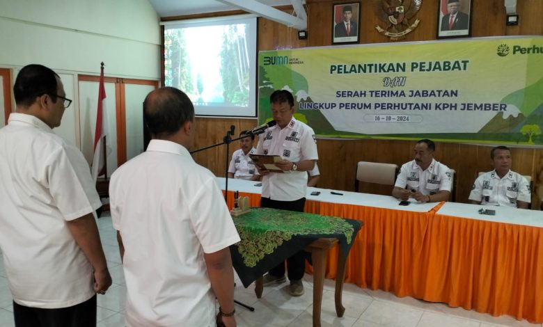 pelantikan-pejabat-dan-serah-terima-jabatan-lingkup-perum-perhutani-jember